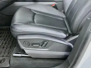 Audi Q8 2021 AWD quattro Prestige 55 TFSI 4p SUV