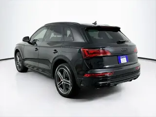 Audi Q5 2025 AWD e quattro S line Premium Plus 55 TFSI 4p SUV