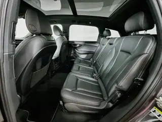 Audi Q7 2025 AWD quattro Premium 45 TFSI 4dr SUV
