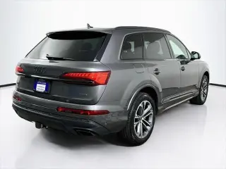Audi Q7 2025 AWD quattro Premium 45 TFSI 4dr SUV