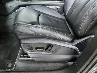 Audi Q7 2025 AWD quattro Premium 45 TFSI 4dr SUV