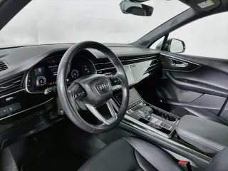 Audi Q7 2025 AWD quattro Premium 45 TFSI 4dr SUV
