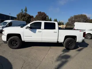 Chevrolet Silverado 1500 2018 4x4 LT 4dr Crew Cab 5.8 ft. CB