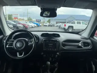 Jeep Renegade 2023 4x4 Latitude 4dr SUV