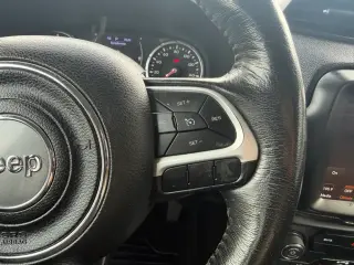 Jeep Renegade 2023 4x4 Latitude 4dr SUV