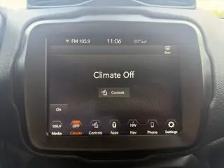 Jeep Renegade 2023 4x4 Latitude 4dr SUV