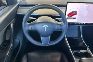 Tesla Model Y 2020 AWD Performance 4dr Crossover