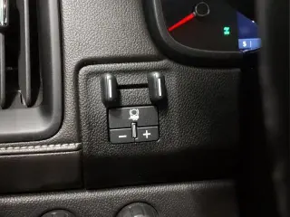 GMC Canyon 2019 4x4 Denali 4dr Crew Cab 5 ft. SB