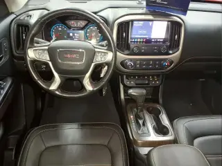 GMC Canyon 2019 4x4 Denali 4dr Crew Cab 5 ft. SB