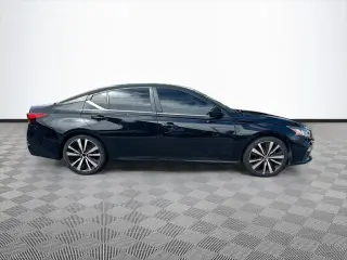 Nissan Altima 2019 2.5 SR 4dr Sedán