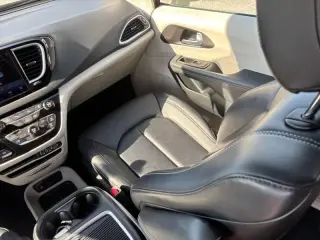 Chrysler Pacifica 2024 Touring L 4dr Mini-Van