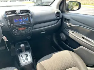 Mitsubishi Mirage 2024 ES 4p Hatchback