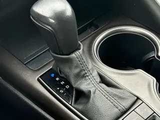 Toyota Camry 2023 AWD SE 4dr Sedán
