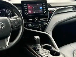 Toyota Camry 2023 AWD SE 4dr Sedán