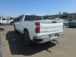 Chevrolet Silverado 1500 2022 4x4 LT 4p. Cabina de tripulação 5.8 ft. SB con 1LT