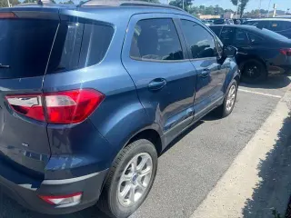 Ford EcoSport 2021 SE crossover de 4 puertas