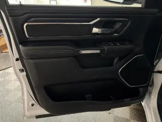 Ram 1500 2024 4x2 Laramie 4dr Crew Cab 5.6 ft. SB Pickup
