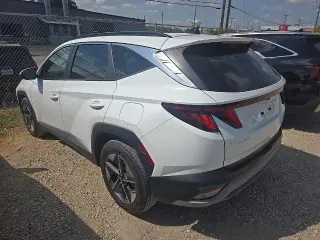 Hyundai TUCSON 2025 SEL SUV 4 puertas