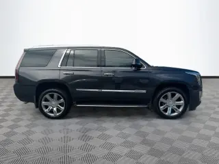 Cadillac Escalade 2018 4x4 Premium Luxury SUV de 4 puertas