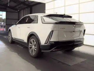 Cadillac LYRIQ 2024 Luxury 1 4dr SUV