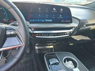 Cadillac LYRIQ 2024 Luxury 1 4dr SUV