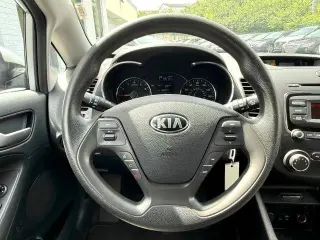 Kia Forte5 2018 LX 4p Hatchback