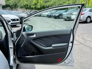 Kia Forte5 2018 LX 4p Hatchback