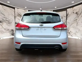 Kia Forte5 2018 LX 4p Hatchback