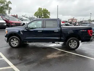 Ford F-150 2023 4x4 XLT 4p SuperCrew 5.5 ft. CB
