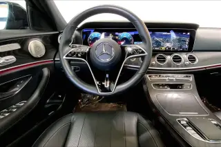 Mercedes-Benz Clase E 2023 tracción total a las cuatro ruedas E 350 4MATIC 4 puertas Sedán