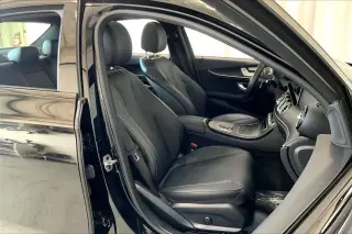 Mercedes-Benz Clase E 2023 tracción total a las cuatro ruedas E 350 4MATIC 4 puertas Sedán
