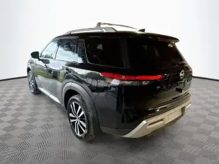 Nissan Pathfinder 2024 Platinum 4 SUV