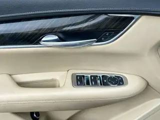 Cadillac XT5 2019 4dr SUV