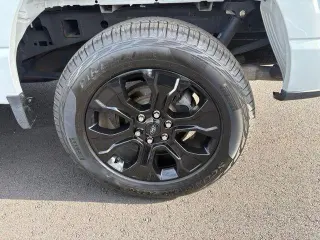 Ford F-150 2023 4x4 XLT 4puertas SuperCrew cama de 2 metros