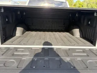 Ford F-150 2023 4x4 XLT 4puertas SuperCrew cama de 2 metros