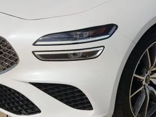 Genesis G70 2025 2.5T Standard 4dr Sedán