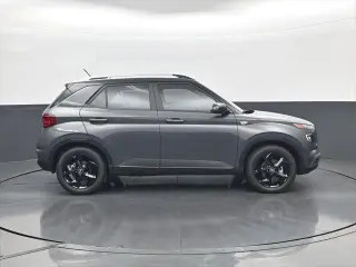 Hyundai VENUE 2026 SEL 4dr Crossover