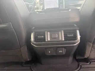 Ford F-150 2023 4x4 Lariat 4dr SuperCrew 5.5 ft. SB