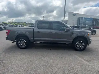 Ford F-150 2023 4x4 Lariat 4dr SuperCrew 5.5 ft. SB