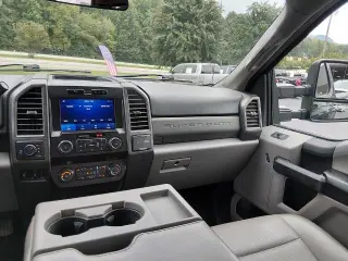 Ford F-250 Super Duty 2020 4x4 XL 4dr Crew Cab 8 ft. LB Pickup