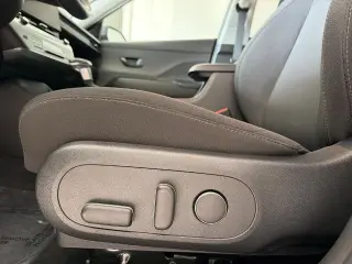 Hyundai KONA 2025 AWD SEL 4dr Crossover