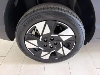 Hyundai KONA 2025 AWD SEL 4dr Crossover