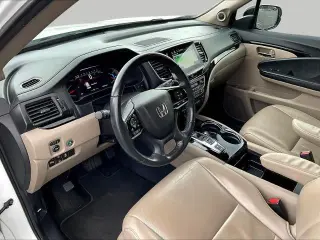 Honda Pilot 2022 Touring 4dr SUV con Sillas de Capitán en la Parte Trasera