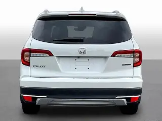 Honda Pilot 2022 Touring 4dr SUV con Sillas de Capitán en la Parte Trasera