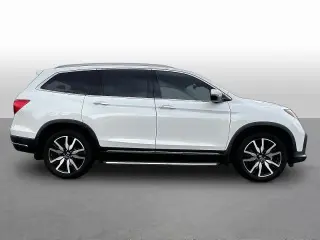 Honda Pilot 2022 Touring 4dr SUV con Sillas de Capitán en la Parte Trasera