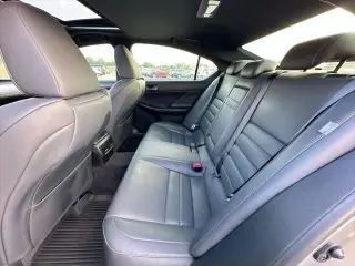 Lexus IS 350 2023 F SPORT 4dr Sedán