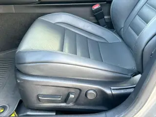 Lexus IS 350 2023 F SPORT 4dr Sedán