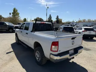 Ram 2500 2022 4x4 Tradesman 4dr Crew Cab 6.3 ft. SB Pickup