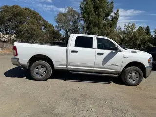 Ram 2500 2022 4x4 Tradesman 4dr Crew Cab 6.3 ft. SB Pickup