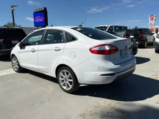 Ford Fiesta 2019 SE 4dr Sedán